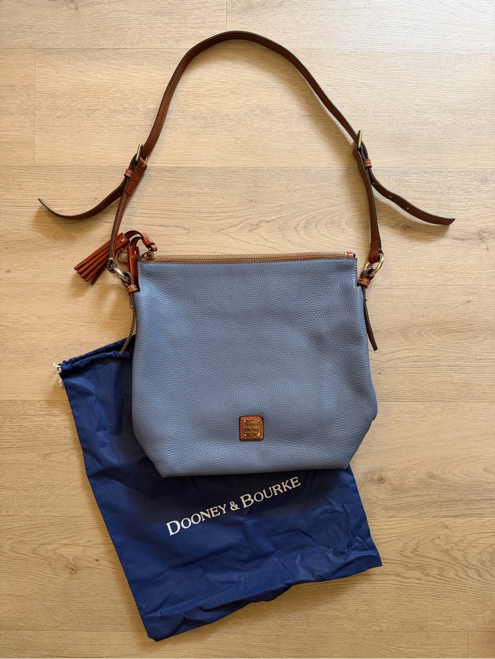 Dooney & Burke Blue Pebble Grain Leather Sac Bag / Purse